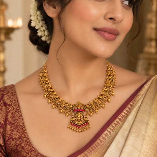 Abha Lakshmi Temple Jewellery Pendant Short Necklace Set J-1063