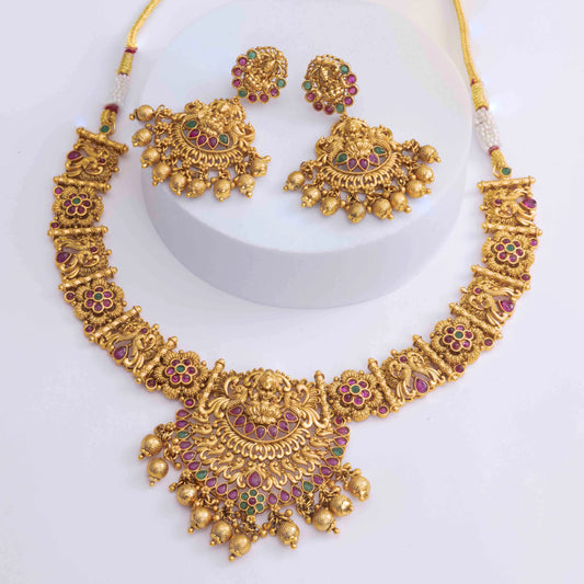 Eternal Glow Necklace Set