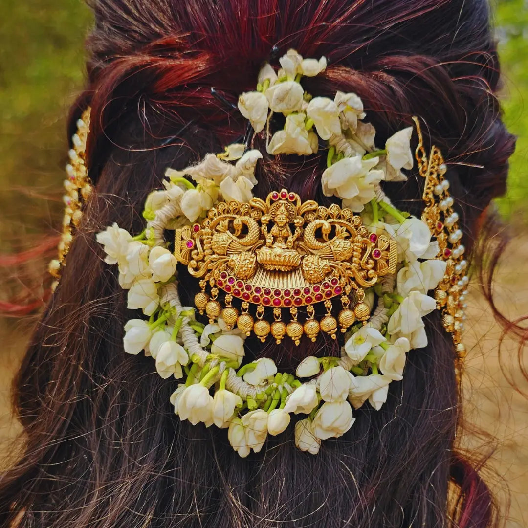 Royal Charm Hair Clip