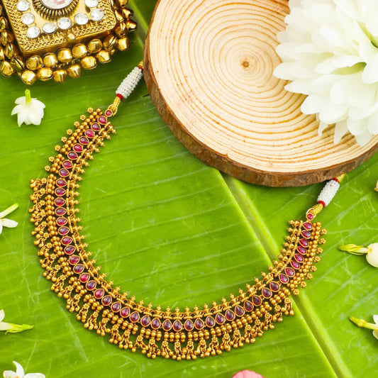 Ratna Valli Temple Jewellery Short Necklace Set with Stone Work