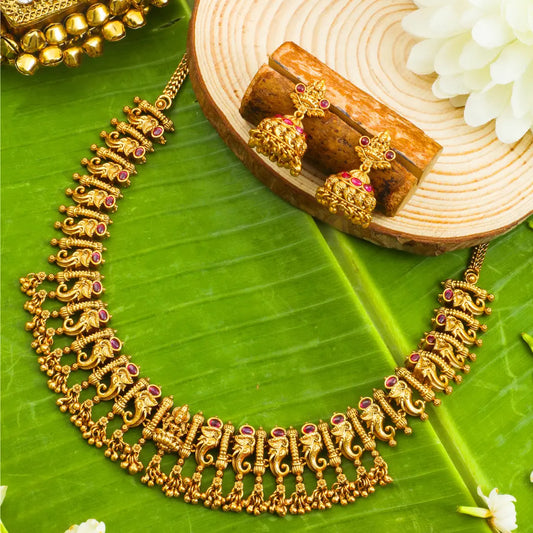 Makara Kemp Temple Jewellery Short Necklace Set with Red Stones