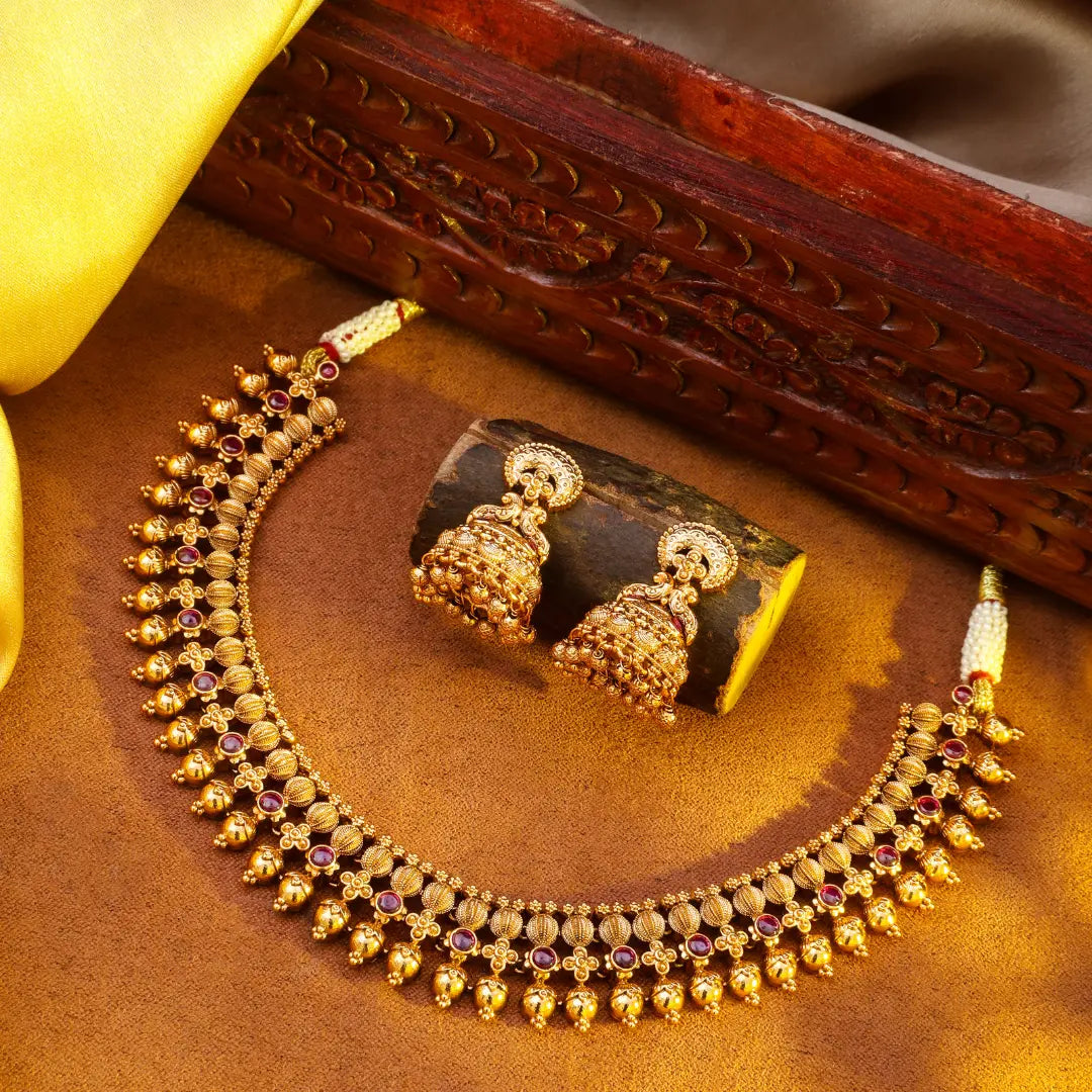 Exquisite Temple Necklace Set