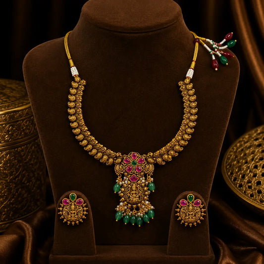 Lakshmi Gundla Kemp Temple Jewellery Short Necklace Set T-75