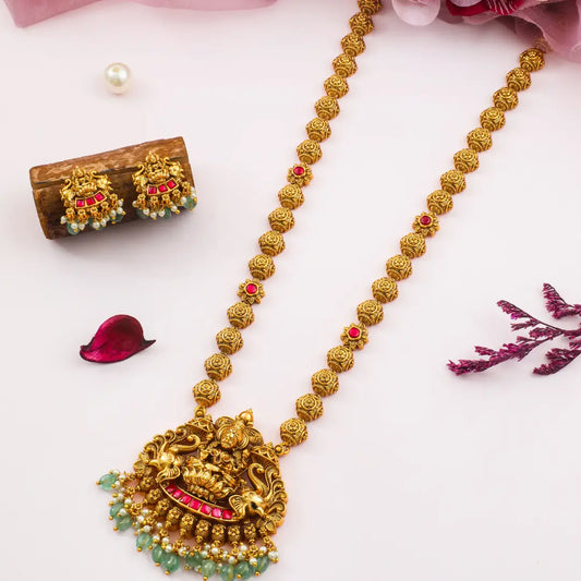 Kamalapriyan Haram | Gold-Plated Vishnu Lotus Temple Necklace Set