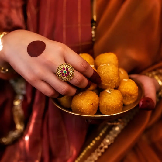 Modern Minimalist Temple Ring – Gold-Plated Daily Wear  V-2603