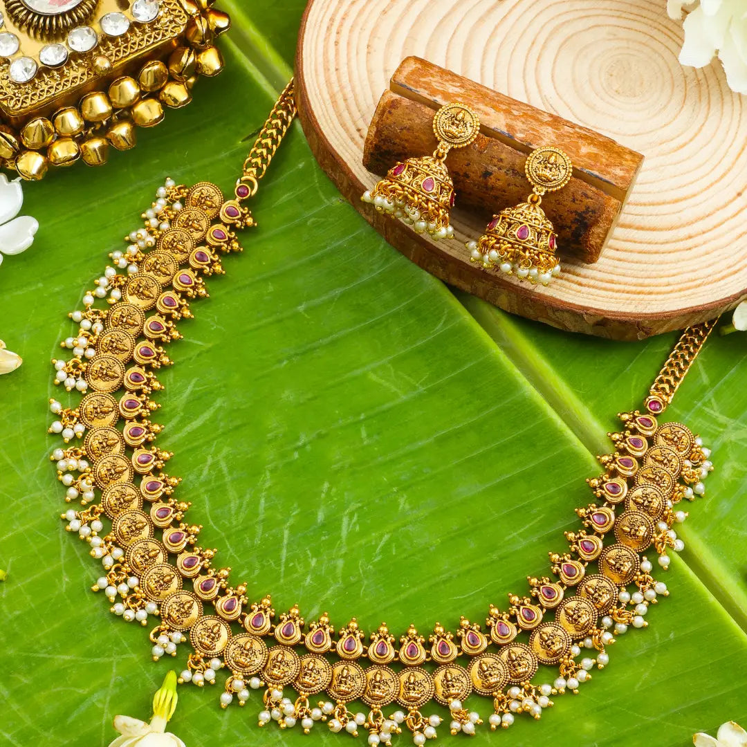 Kamala Mukta Temple Jewellery Short Necklace Set with Pearl Motifs