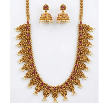Chakra Mukta Temple Jewellery Short Necklace Set with Pearl Detailing K-1847