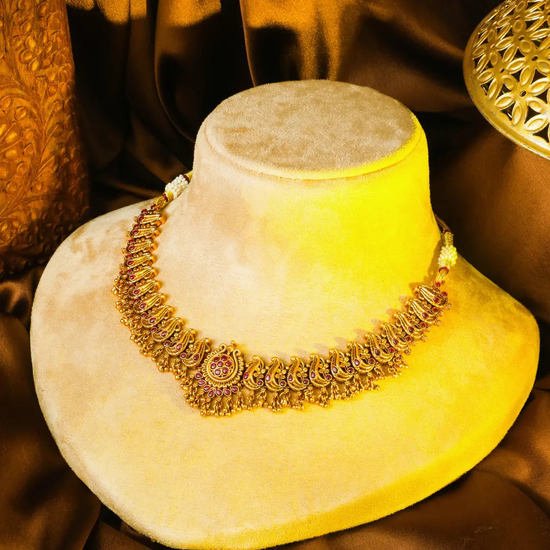 Swarna Pachi Kamalam Haar Short Necklace Set | Gold-Plated Temple K-1883