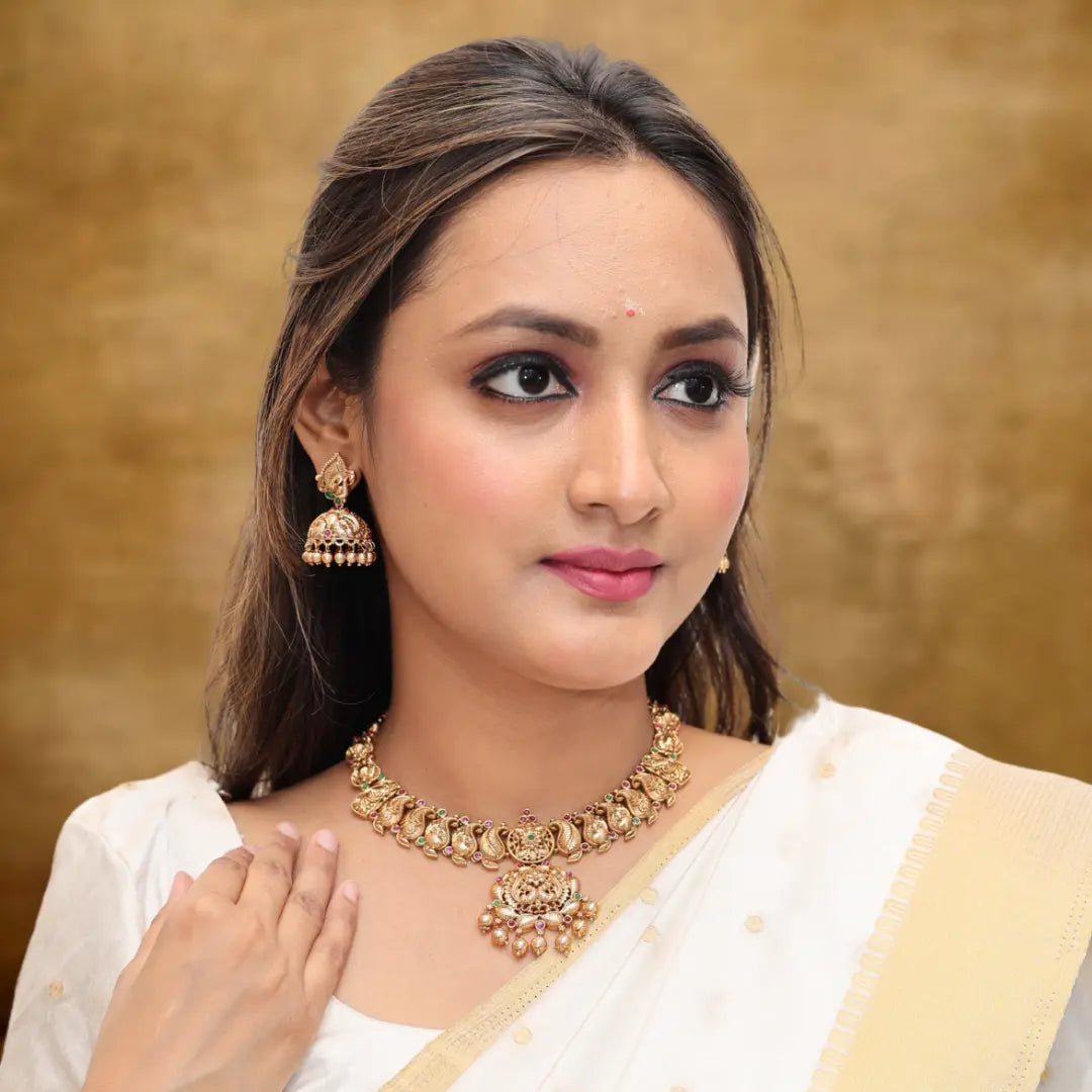 Divine Grace Necklace Set