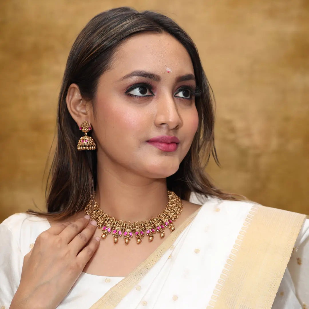 Antique Elegant Temple Necklace Set J-43