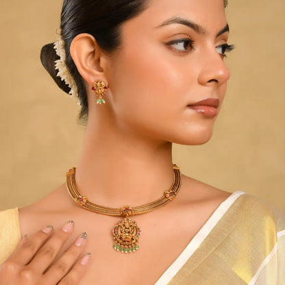 Divine Charm Short Necklace Set T-30
