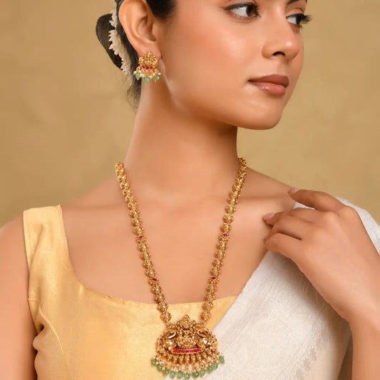 Kamalapriyan Haram | Gold-Plated Vishnu Lotus Temple Necklace Set