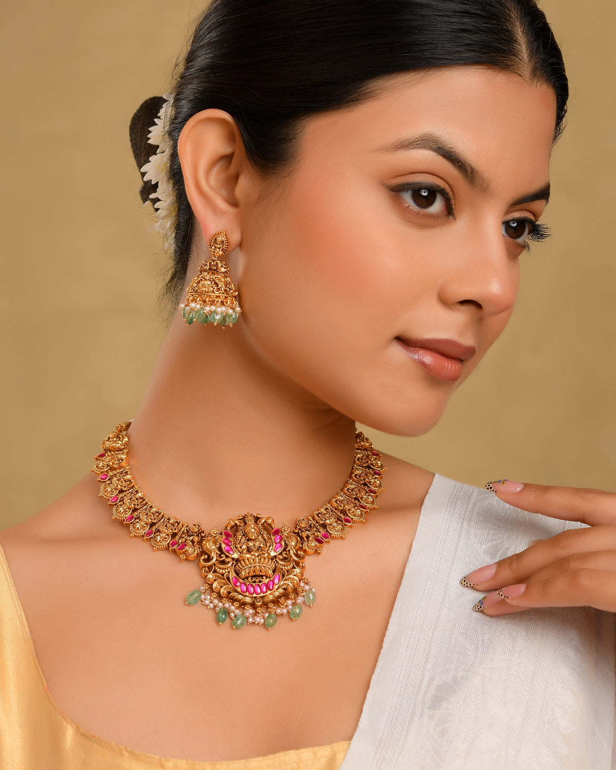 Divine Lakshmi Temple Short Necklace Set J-138