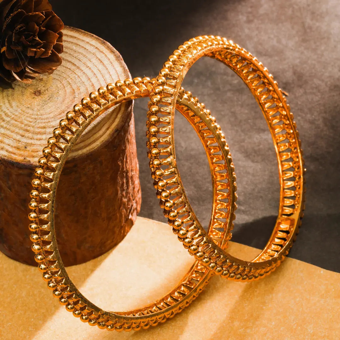 Antique Gold-Plated Classic Textured Bangle V-1825