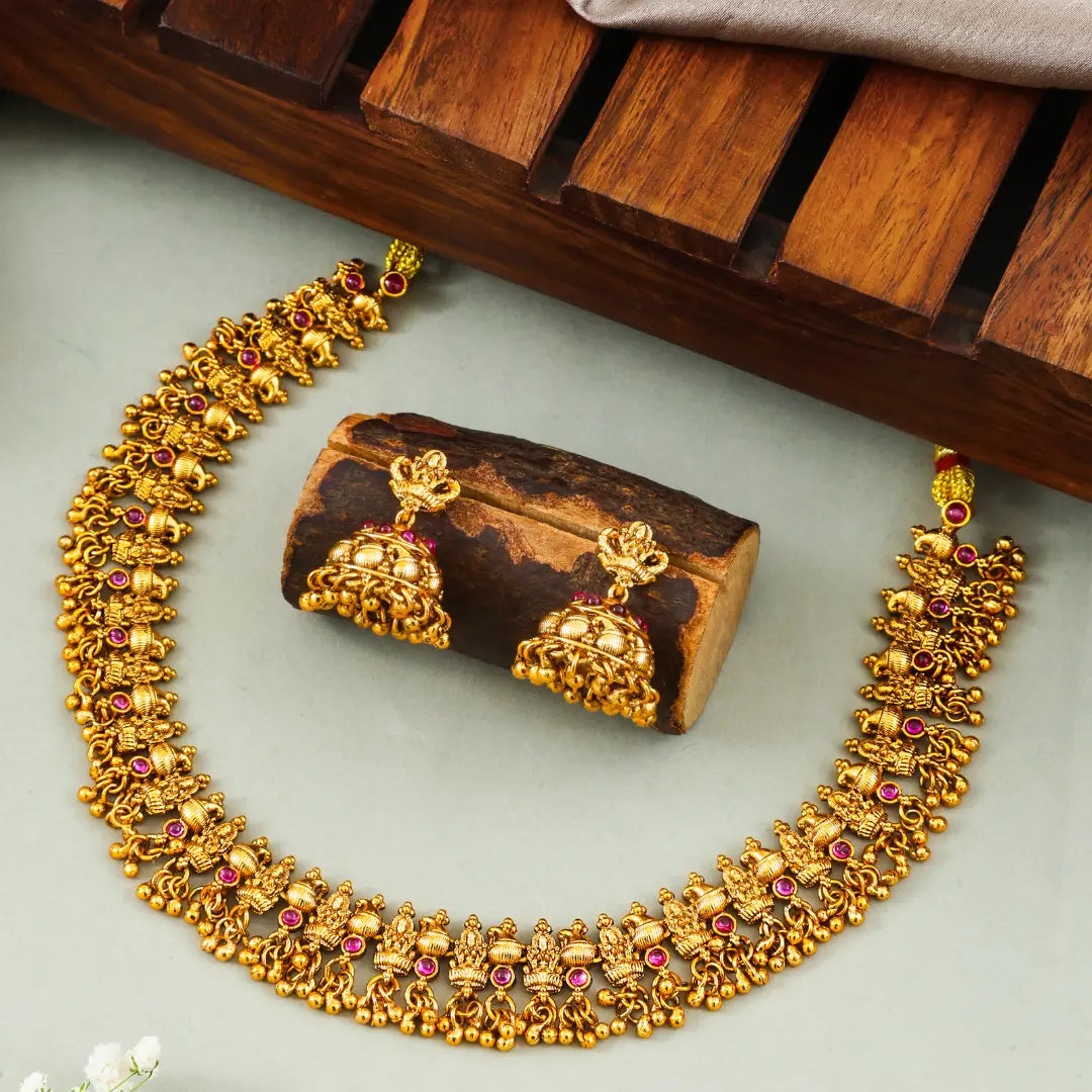 Everyday Minimal Short Necklace Set – Gold-Plated Ethnic Style