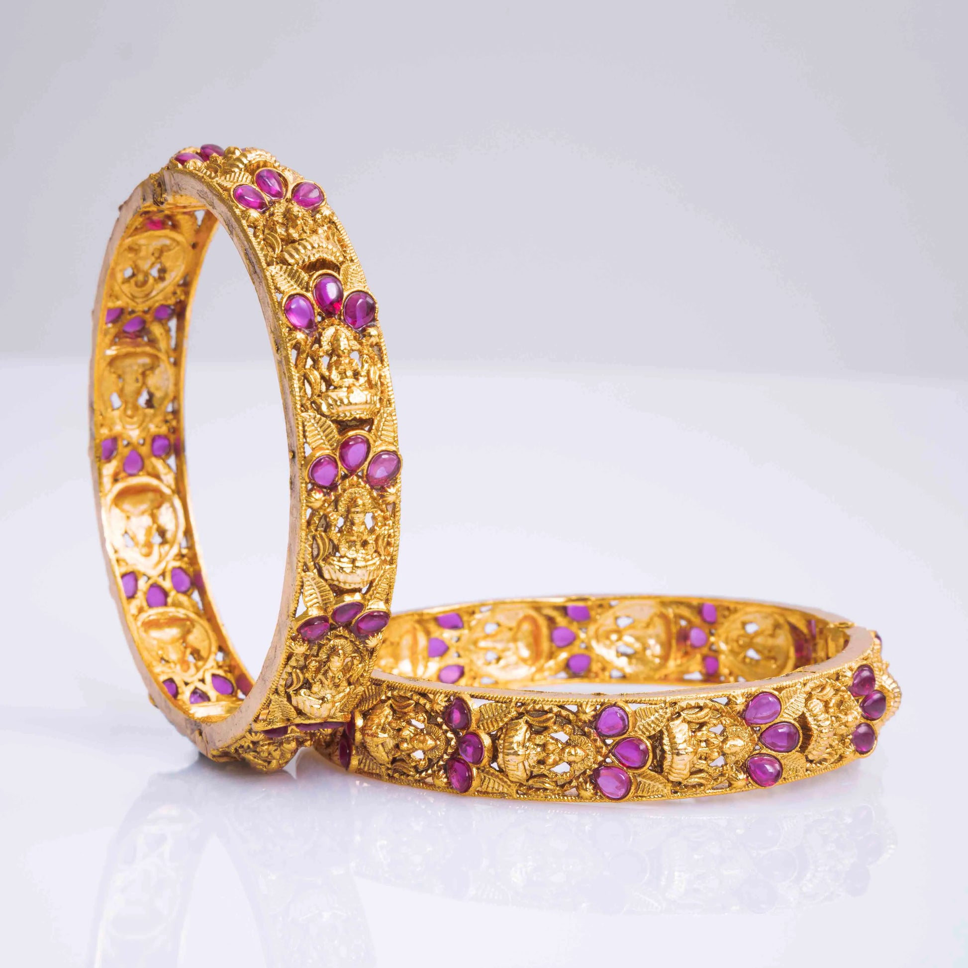 Elegant Gold-Plated Temple Bangle K-989
