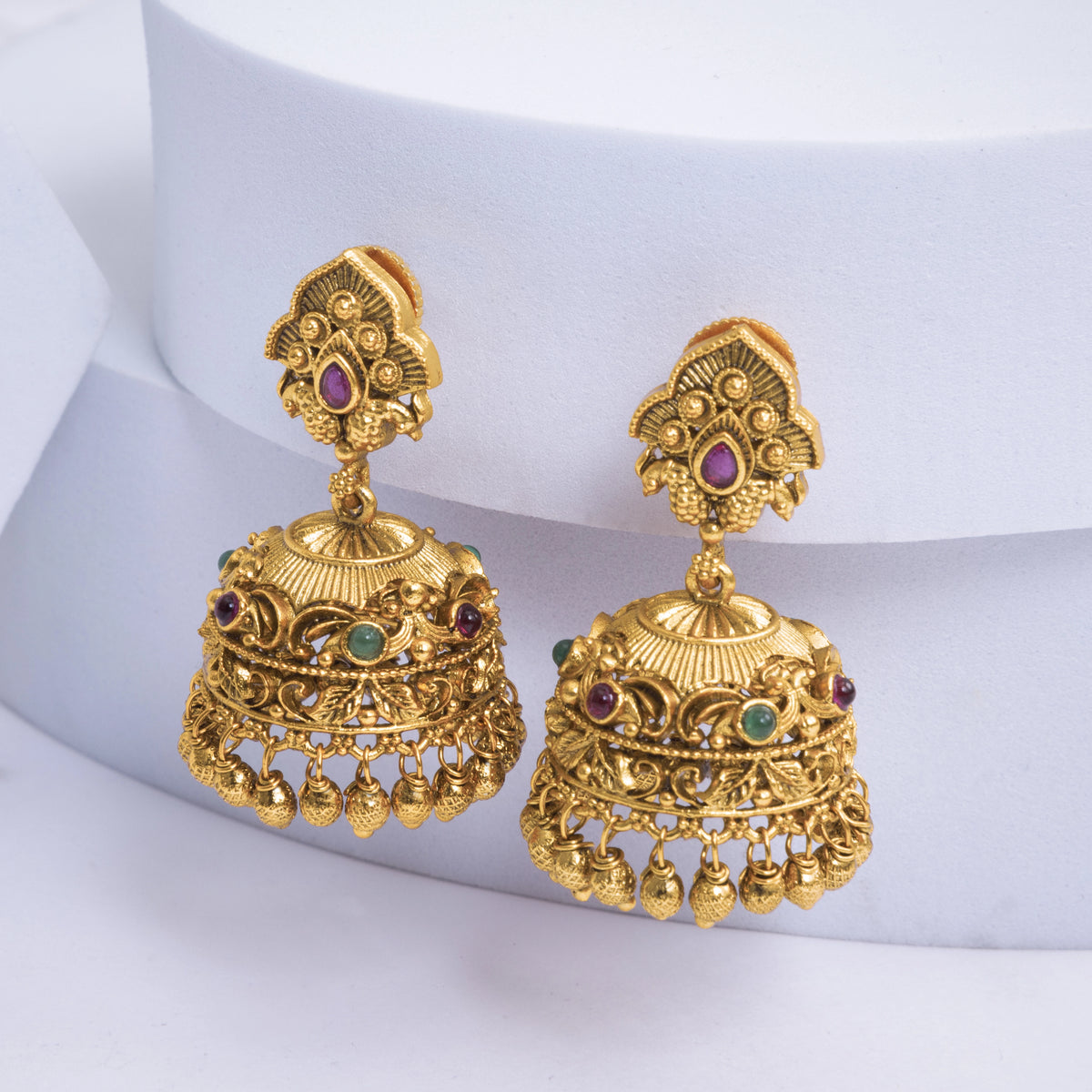 Classic Gold-Plated Jhumka R-1152