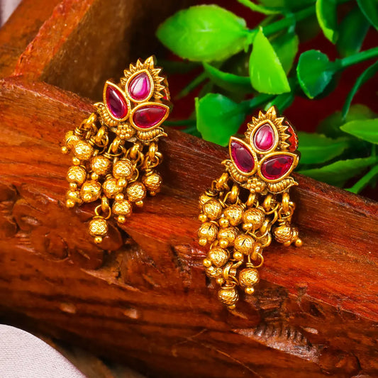 South Indian Temple Bali Earrings – Minimalist Pearl Cluster Look